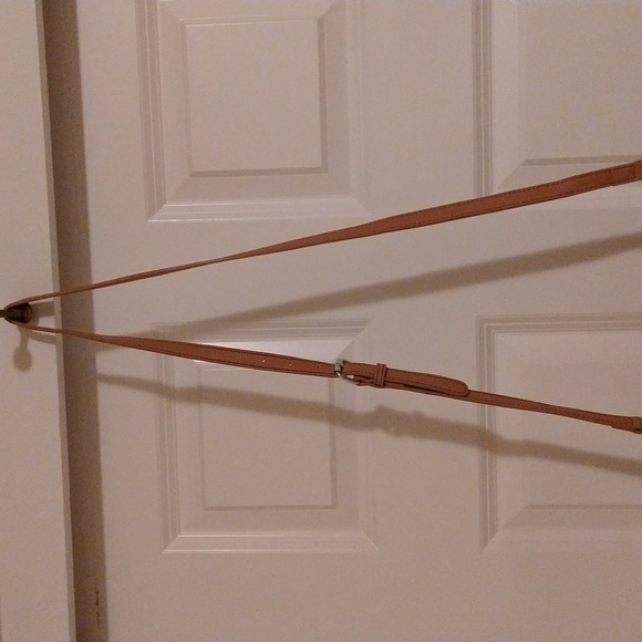 Nine West Drawstring Tan Bucket Bag, In Like New Condition, - Picture 15 of 16